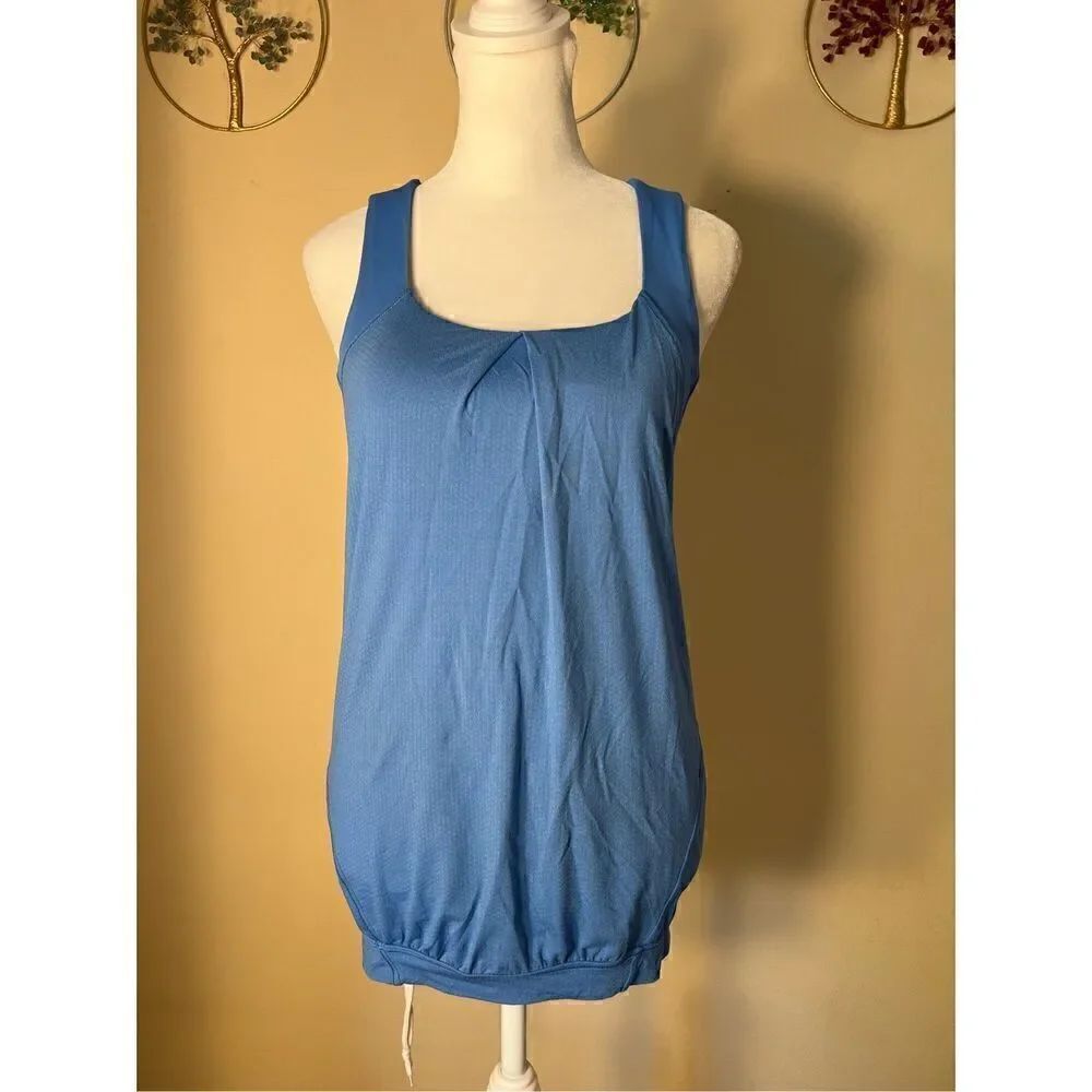 Lululemon Nouveau Limits Tank in Porcelain Blue Size 4